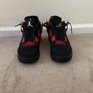 jordan 4 “ Red thunder” size 8 men’s used.